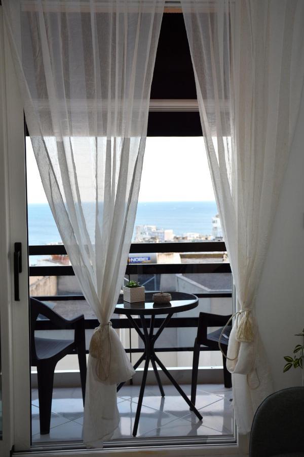 La Casa Blanca Apartment Кавала Екстериор снимка